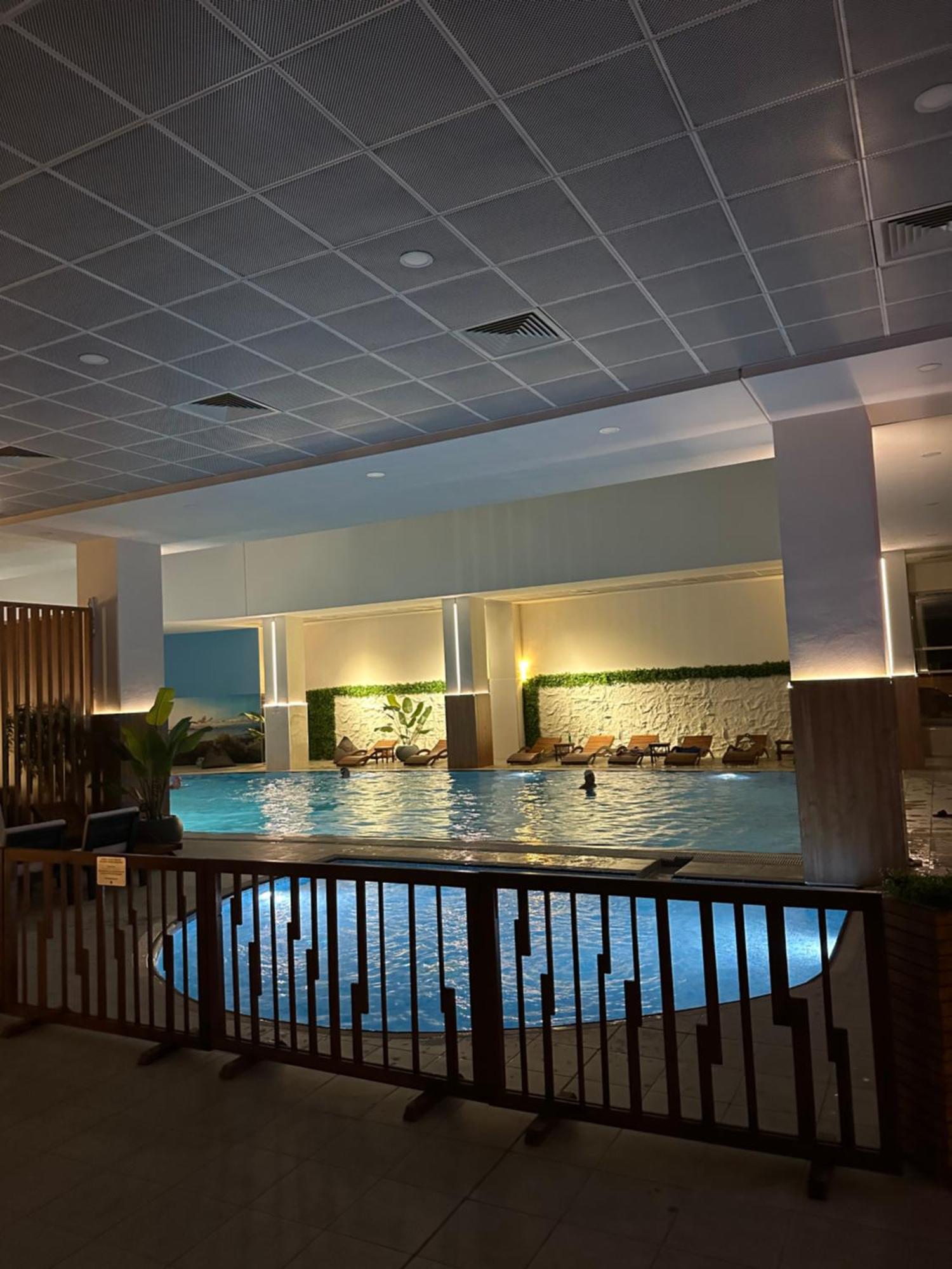 Cevahir Sky City Apartment With Spa, Pool & Fitness Included Skopje Bagian luar foto